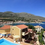 شقة Greka Ionian أيّا إفيميا