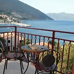 Greka Ionian شقة أيّا إفيميا