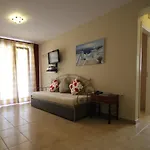 Greka Ionian * أيّا إفيميا