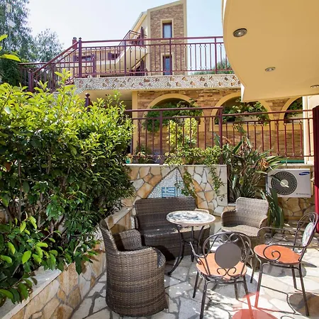 Greka Ionian Apartament *